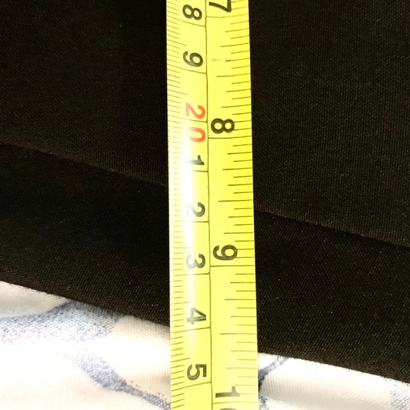 Calvin Klein Modern Essentials Black Stretchy Pants Size 6 Gold Zipper Detailing - Picture 6 of 7